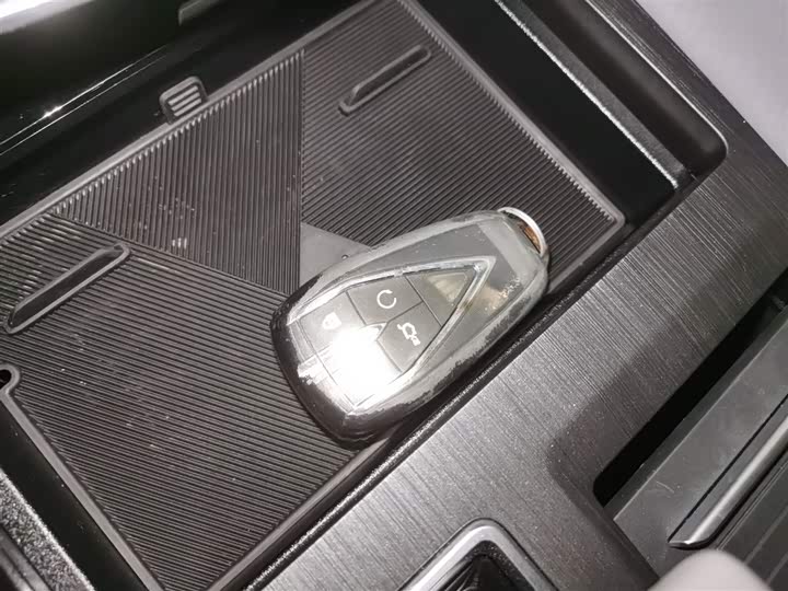 Фото 9 - Changan CS75 Plus