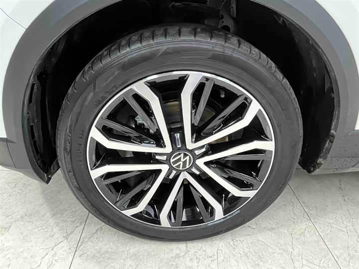 Фото 20 - Volkswagen T-Roc