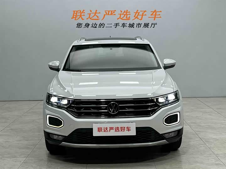 Фото 22 - Volkswagen T-Roc