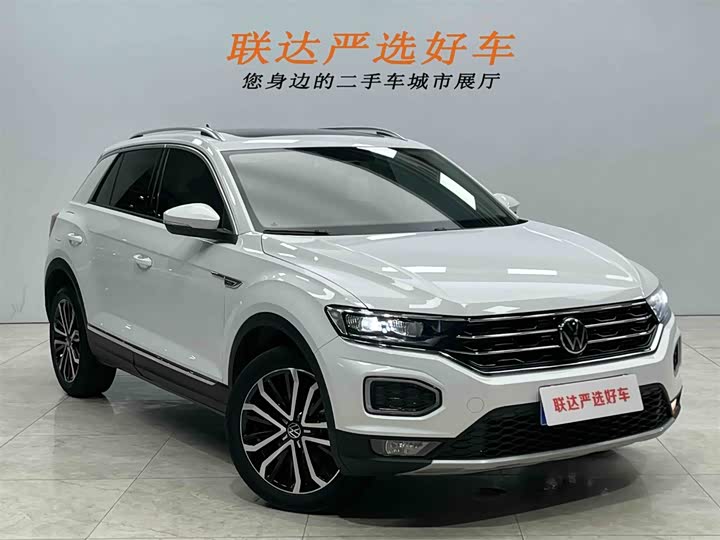 Фото 23 - Volkswagen T-Roc