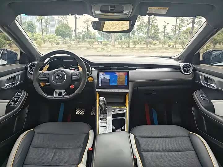 Фото 11 - MG Motor 6