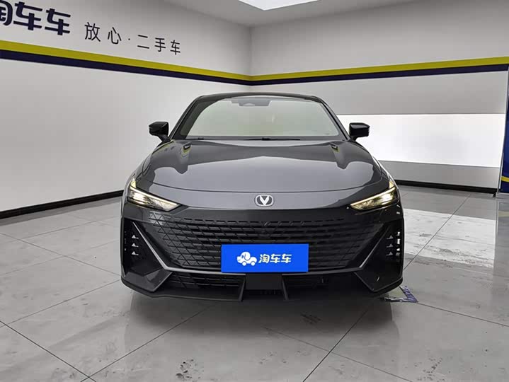 Фото 2 - Changan UNI-V