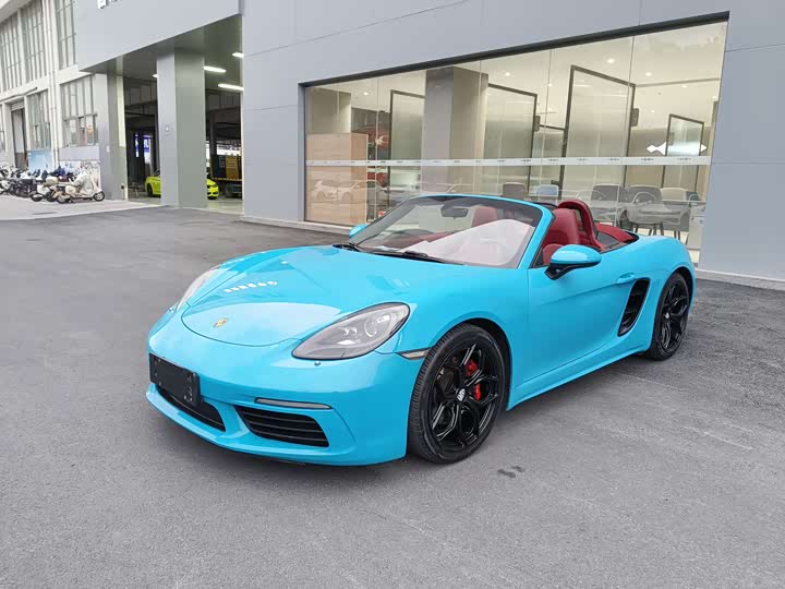 Фото 1 - Porsche 718