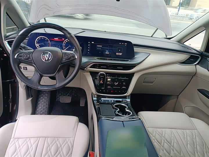 Фото 10 - Buick GL8 ES