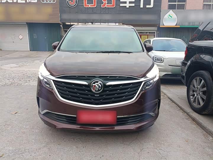 Фото 3 - Buick GL8 ES