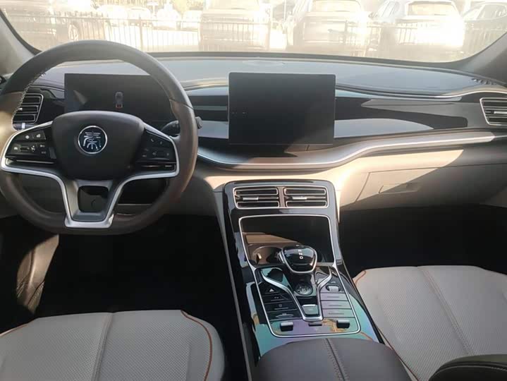 Фото 12 - BYD Qin Plus