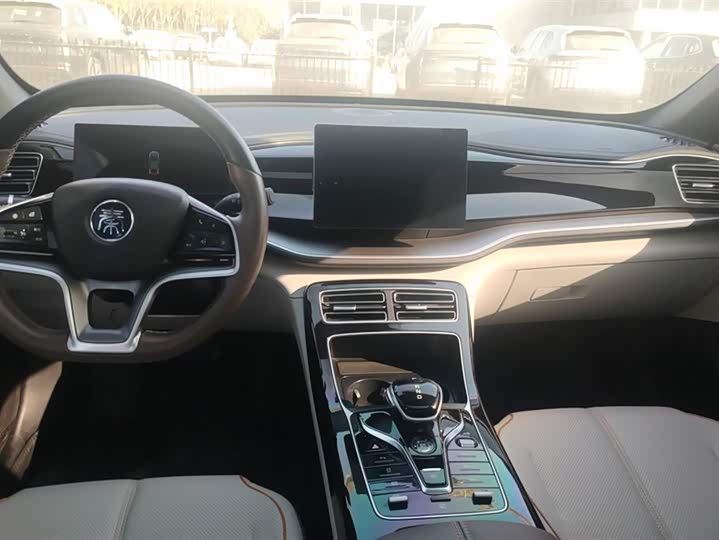 Фото 13 - BYD Qin Plus