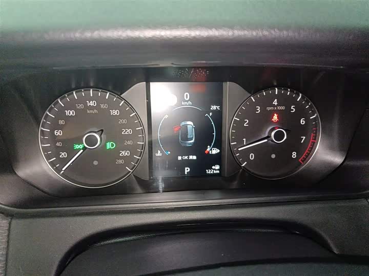 Фото 4 - Land Rover Range Rover Velar