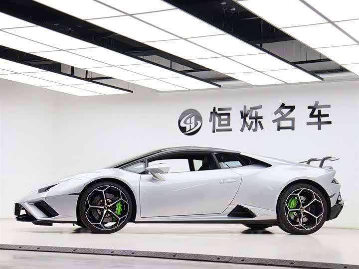 Фото 31 - Lamborghini Huracán