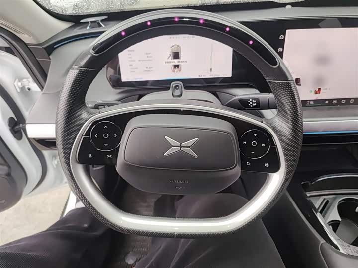 Фото 11 - XPeng P7