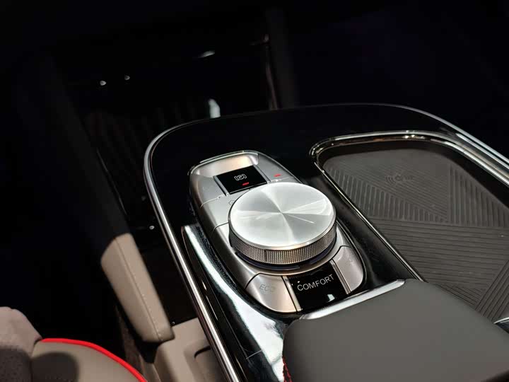 Фото 14 - BAIC Arcfox Alpha S