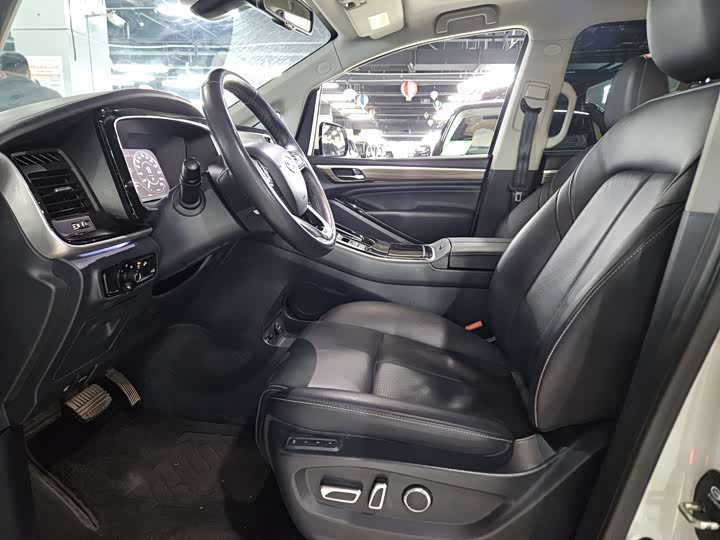 Фото 4 - GAC Trumpchi M8