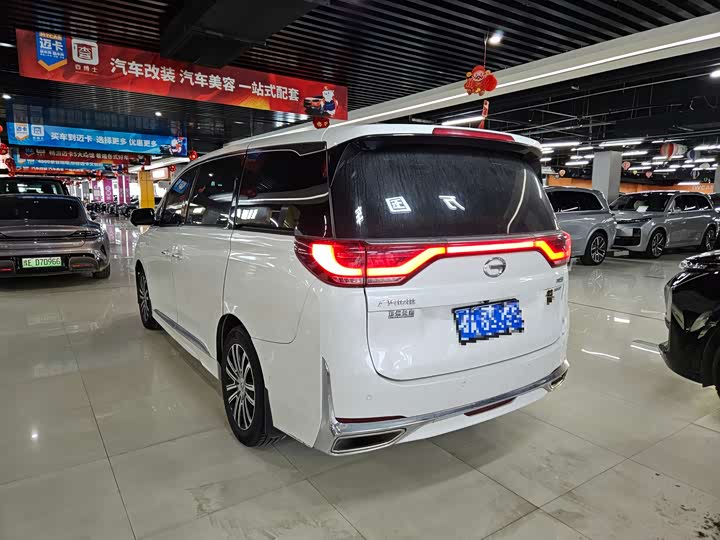 Фото 8 - GAC Trumpchi M8