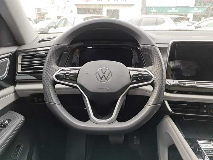 Фото 11 - Volkswagen Teramont Pro