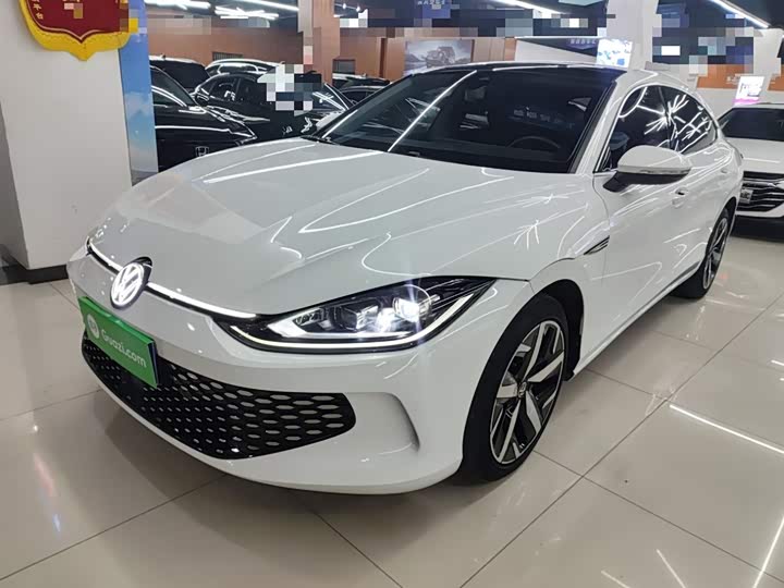 Фото 2 - Volkswagen Lamando L