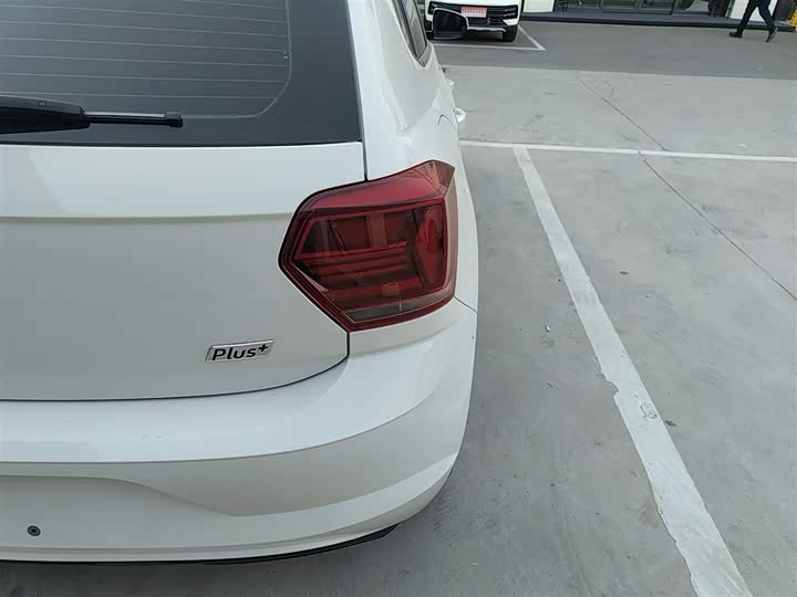 Фото 8 - Volkswagen Polo