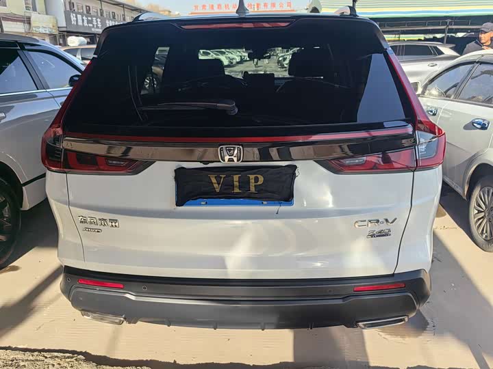 Фото 12 - Honda CR-V