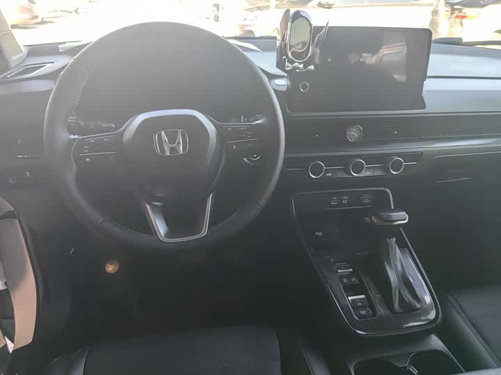 Фото 7 - Honda CR-V