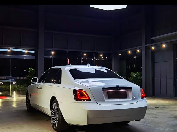 Фото 3 - Rolls-Royce Ghost
