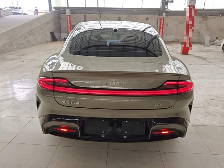 Фото 6 - Xiaomi SU7