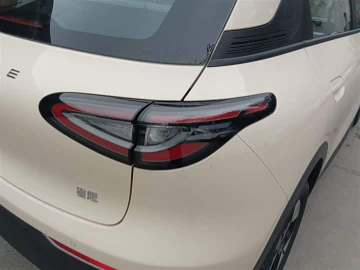 Фото 8 - Geely Galaxy Geome