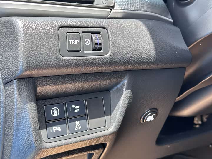 Фото 16 - Honda Accord