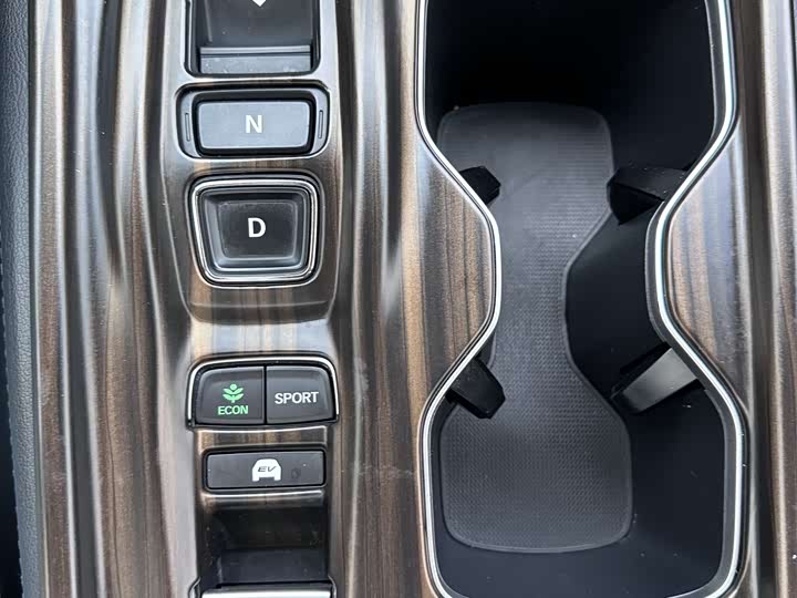 Фото 20 - Honda Accord