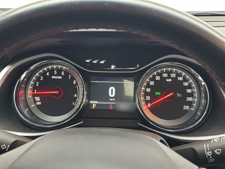 Фото 13 - Chevrolet Orlando