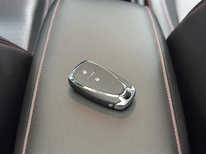 Фото 14 - Chevrolet Orlando