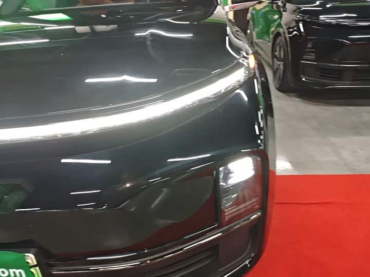 Фото 7 - LiXiang L8