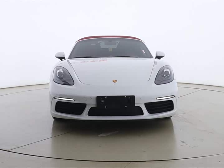 Фото 4 - Porsche 718