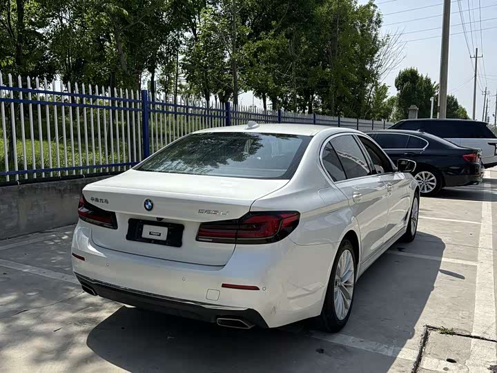 Фото 7 - BMW 5 Series