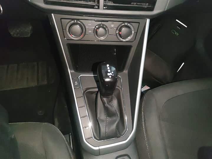 Фото 6 - Volkswagen Polo