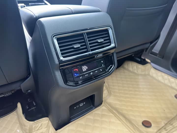 Фото 14 - Volkswagen Teramont Pro