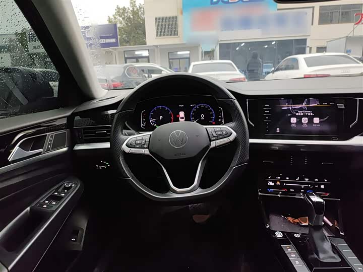 Фото 11 - Volkswagen Passat