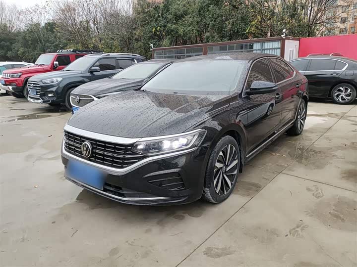 Фото 2 - Volkswagen Passat