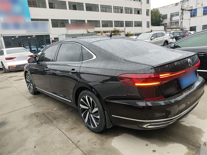 Фото 5 - Volkswagen Passat