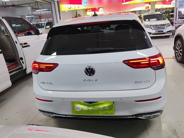 Фото 6 - Volkswagen Golf