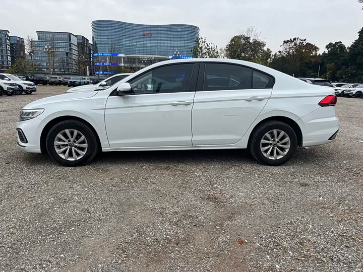 Фото 2 - Volkswagen Bora