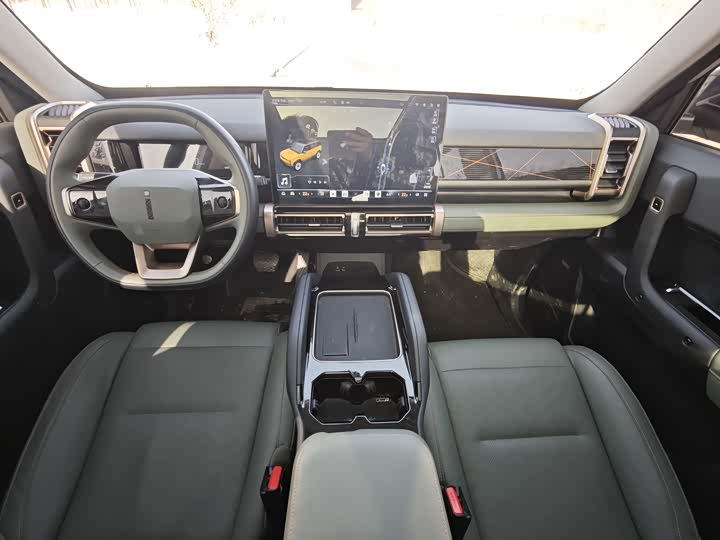 Фото 6 - Chery iCar 03