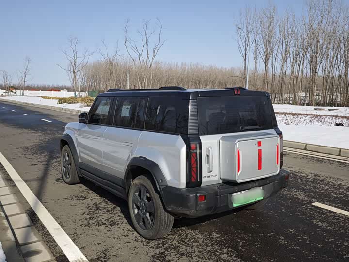 Фото 9 - Chery iCar 03