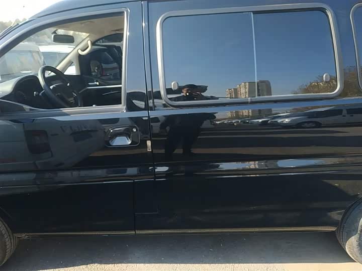 Фото 5 - Dongfeng Forthing Lingzhi M5