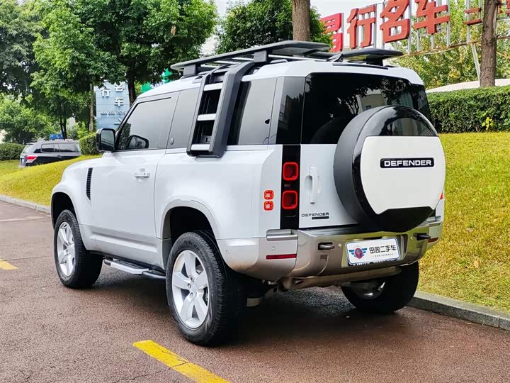 Фото 4 - Land Rover Defender