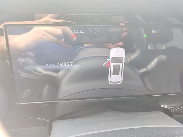 Фото 11 - Geely Monjaro