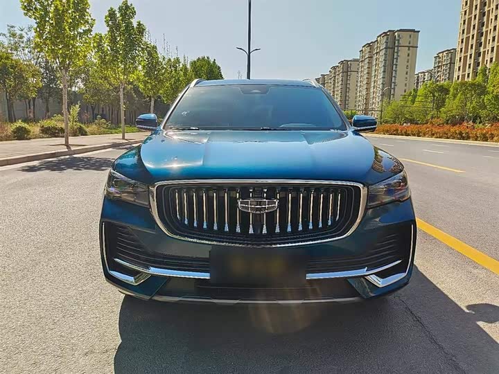 Фото 3 - Geely Monjaro