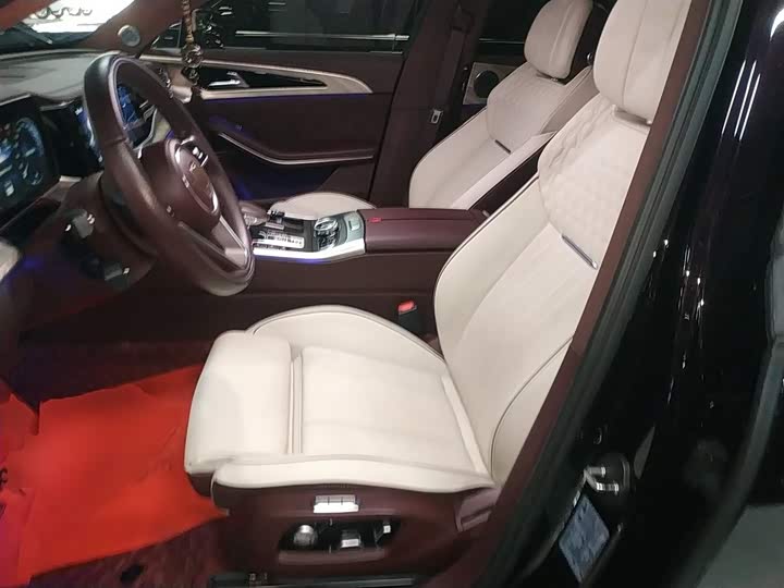 Фото 15 - Hongqi H9