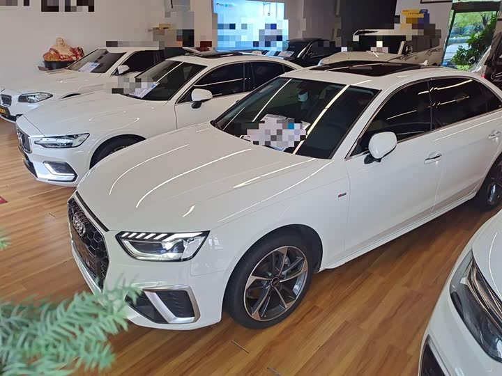 Фото 2 - Audi A4L