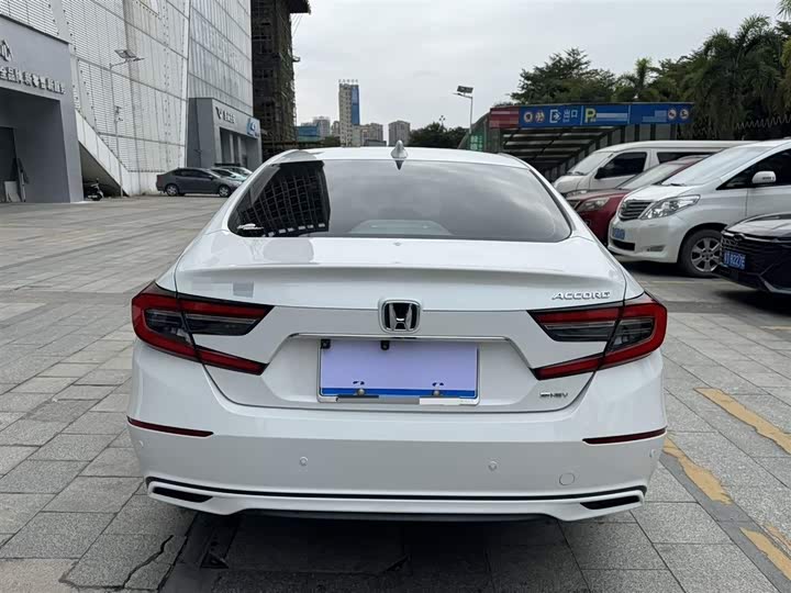 Фото 5 - Honda Accord