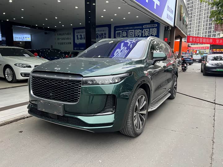 Фото 3 - LiXiang One