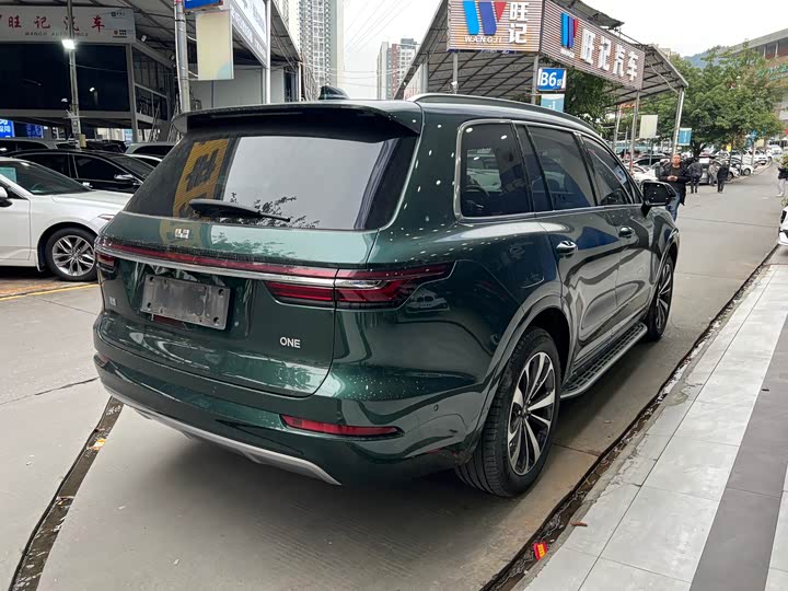 Фото 9 - LiXiang One